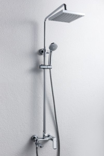 Душевая колонна со смесителем для ванны Bravat OPAL F6125183CP-A-RUS Душевая колонна со смесителем для ванны Bravat OPAL F6125183CP-A-RUS